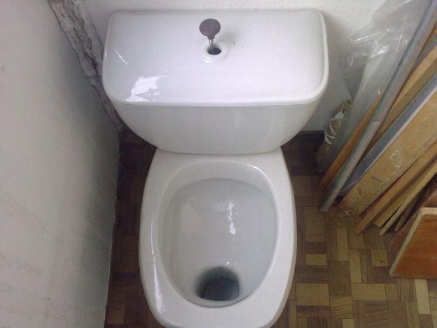 Inlaturare scurgeri wc(baciok)robinet,dus,sifon.Max1 ora.Schimbare tevi apa ,canalizare. Reparare Wc foto 5