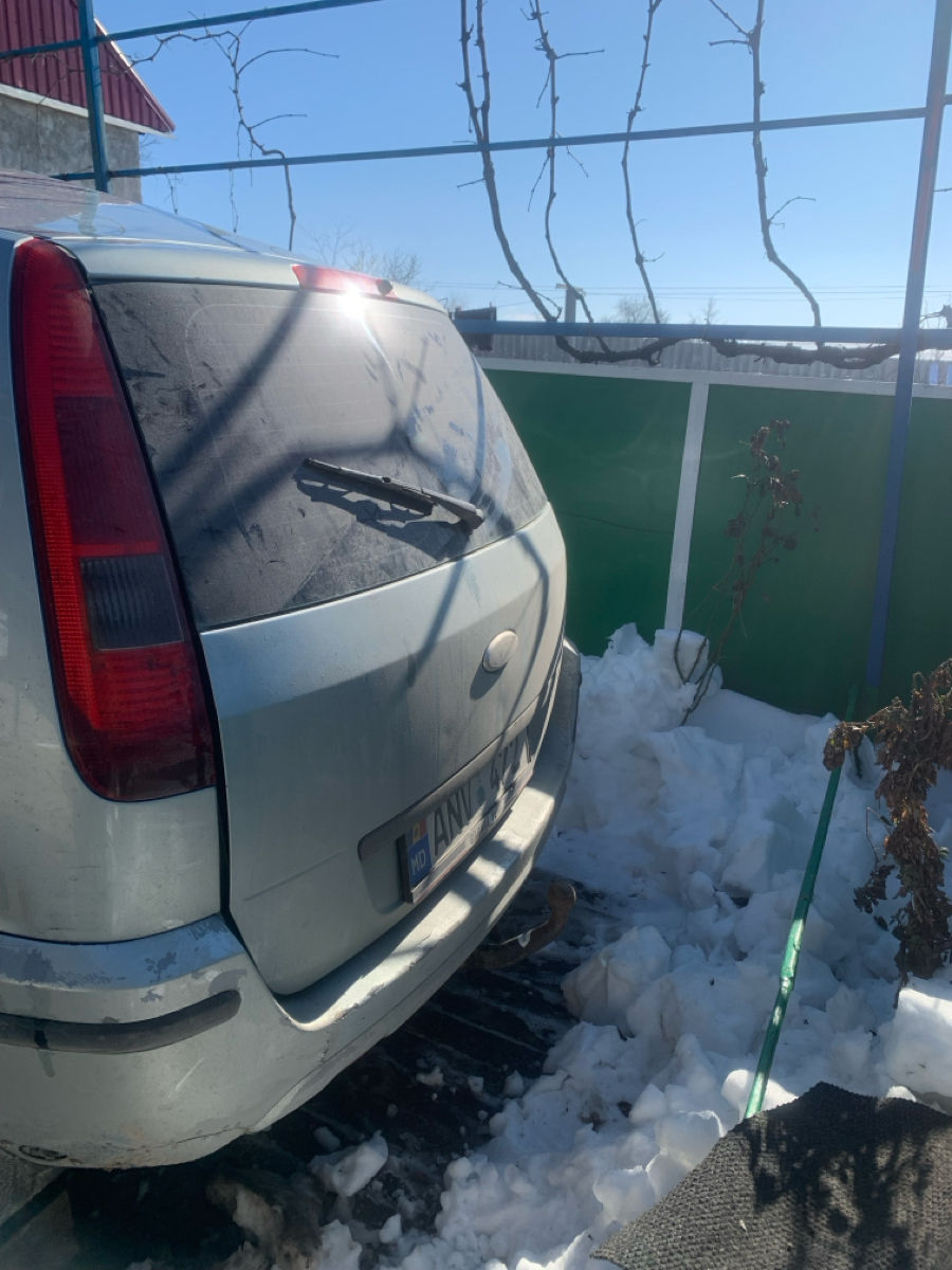Ford Fusion 2004 г. с пробегом 10 км, Газ / Бензин (метан), 1500 €