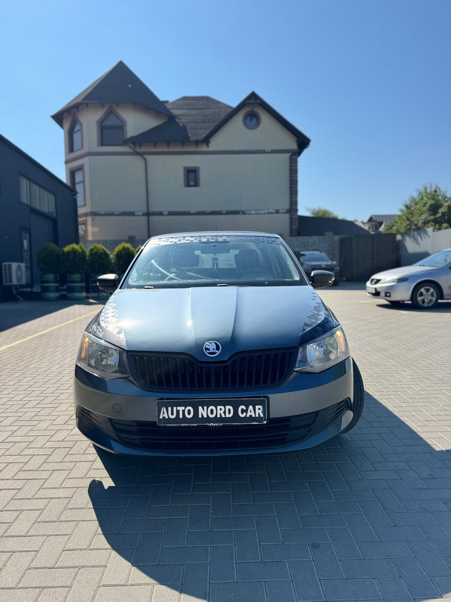 Skoda Fabia foto 1