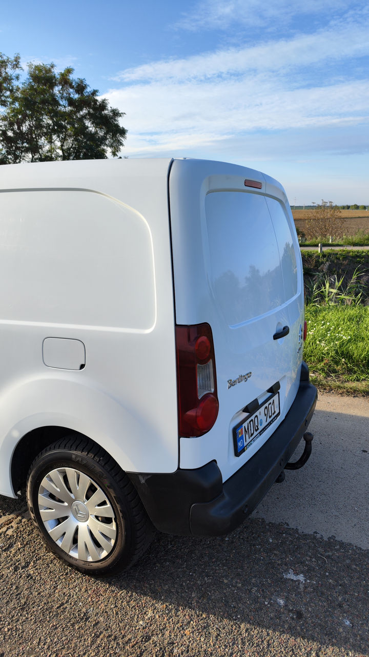 Citroen Berlingo 2014 г. с пробегом 392000 км, Дизель, 4500 €
