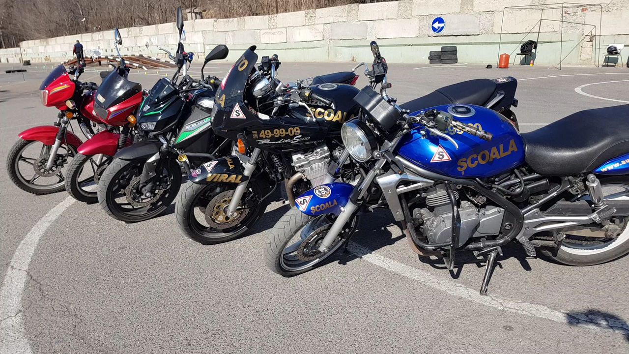 Scoala auto ciocana str.Mircea cel Batrin 16 categorii ABCDE foto 4