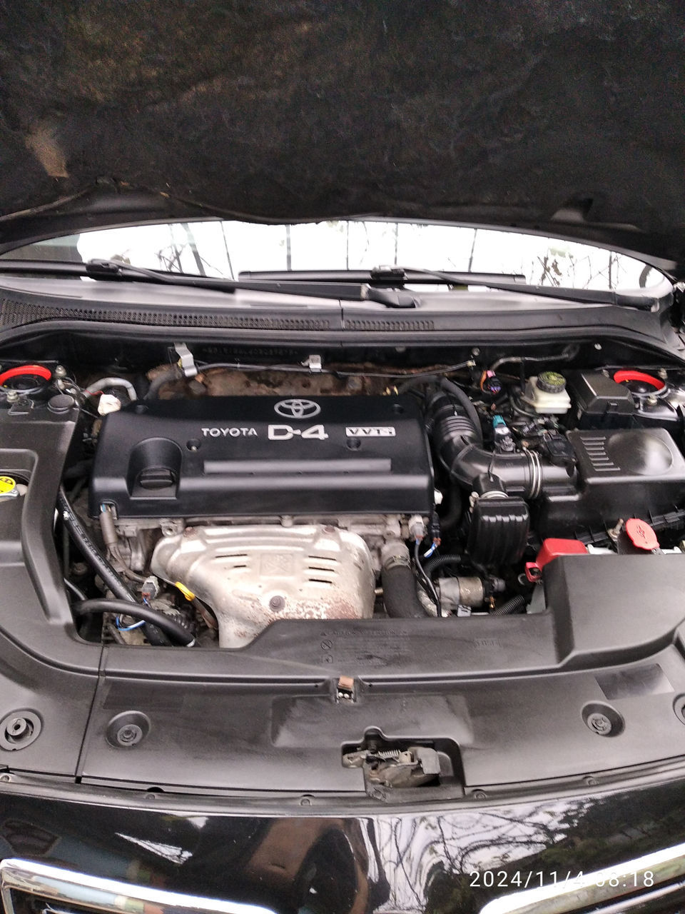 Toyota Avensis foto 1