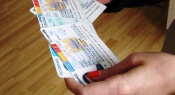 Buletin & pasaport roman , transport Iasi Vaslui Bucuresti - preturi mici !!! foto 3