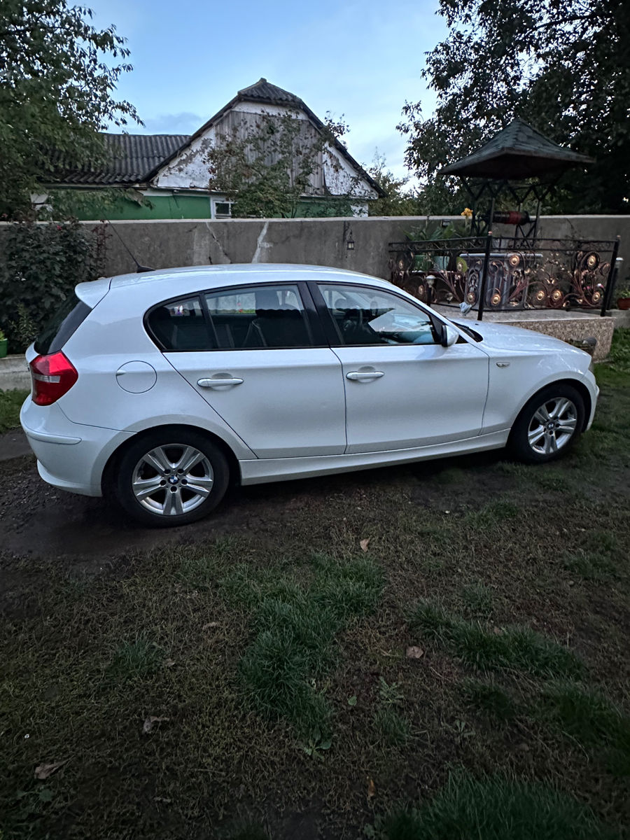 BMW 1 Series фото 5