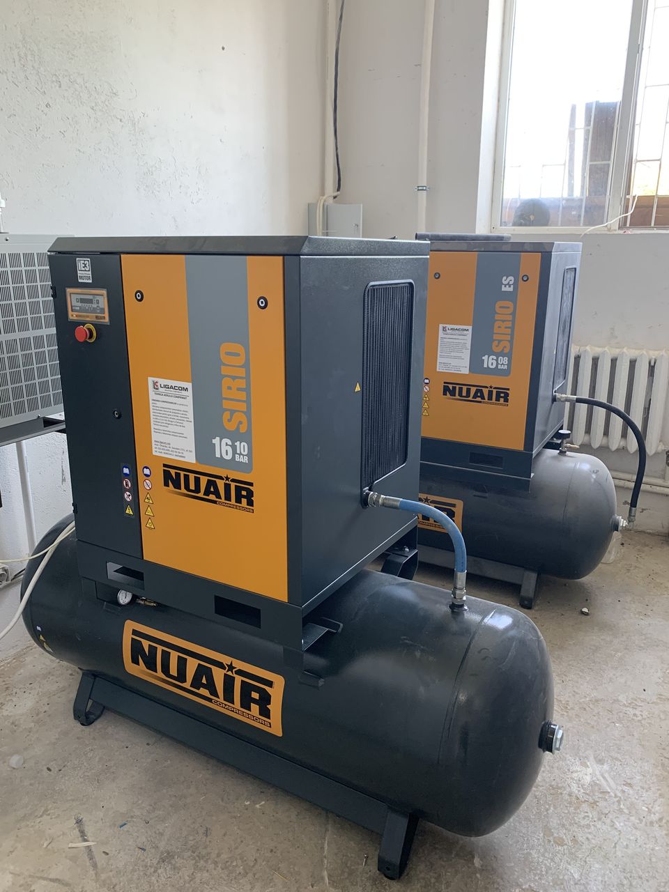 Compresor Nuair, Italia foto 2