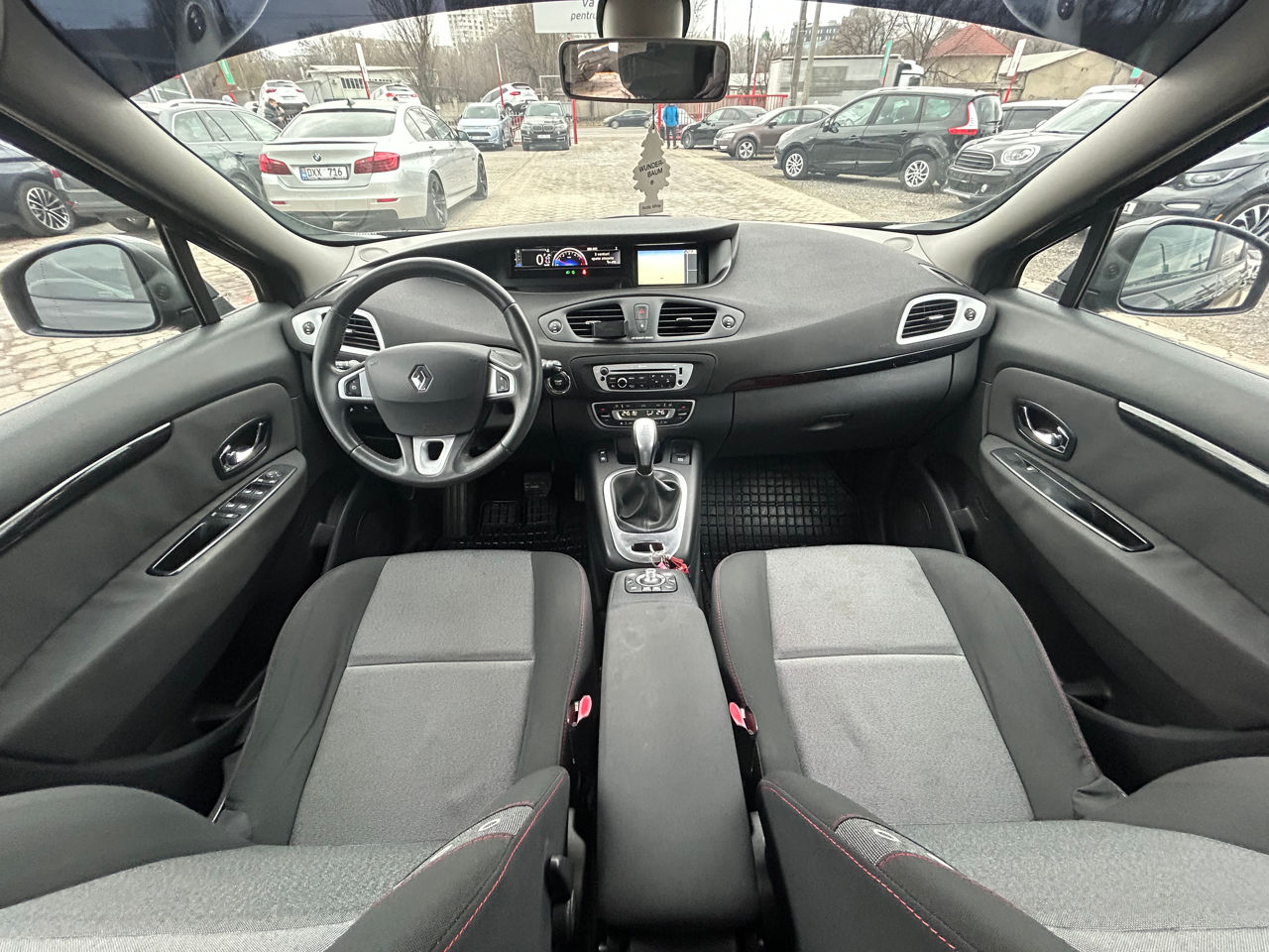 Renault Scenic foto 8