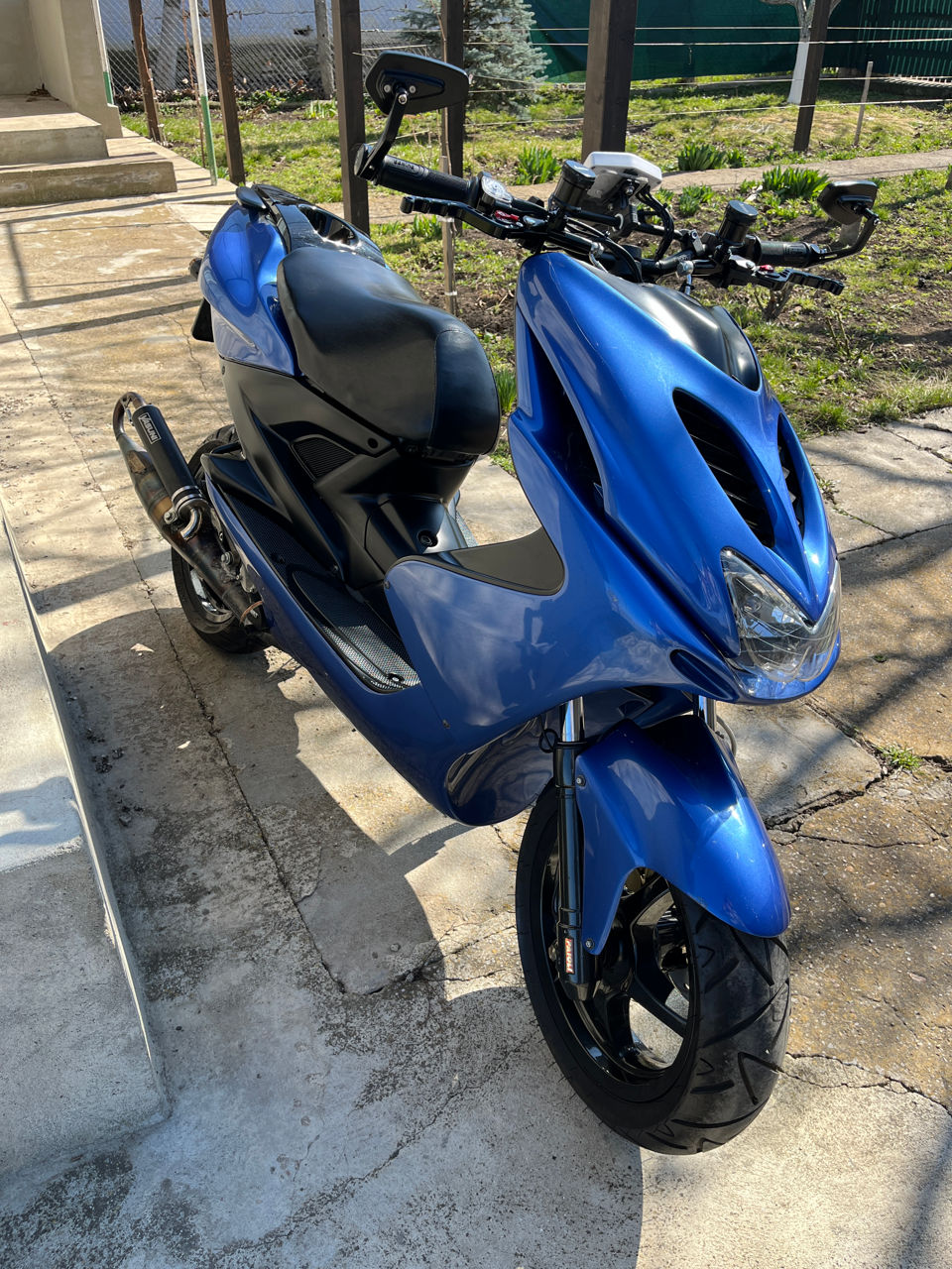 Yamaha Aerox foto 5
