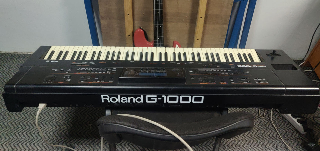 Roland G 1000 foto 1