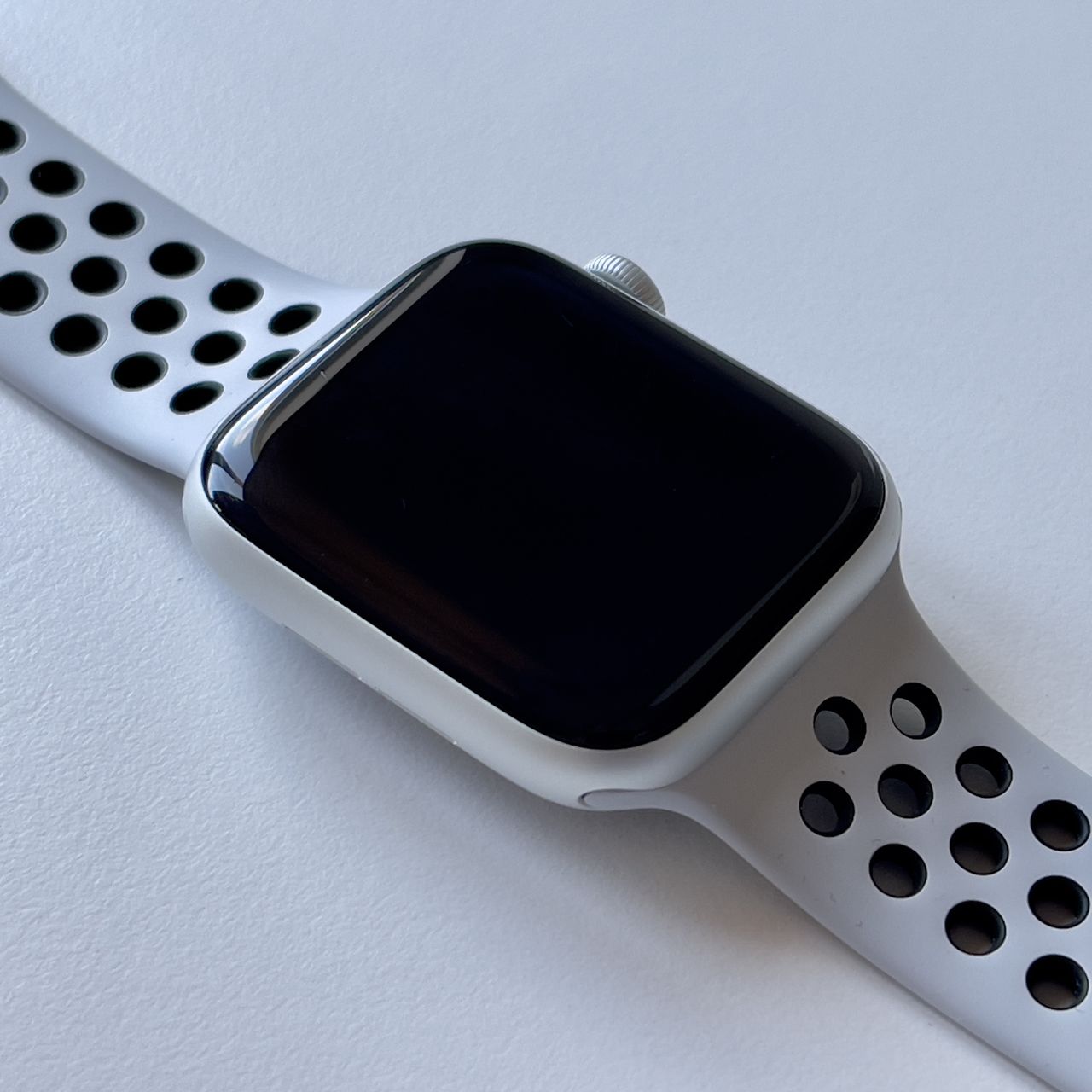 Apple Watch Series 4 44mm Nike Edition