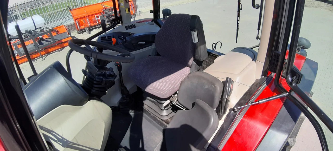 Massey Ferguson 5710 foto 6