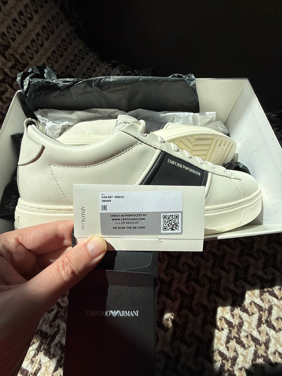 Emporio Armani Новые фото 0