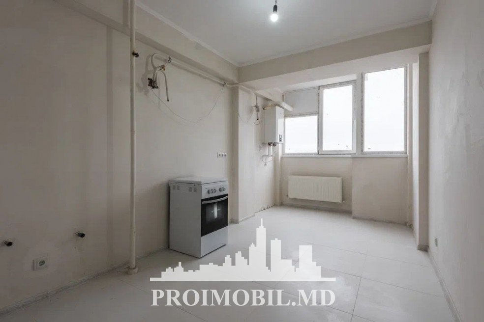 Apartament cu 3 camere, 84 m², Botanica, Chișinău foto 1