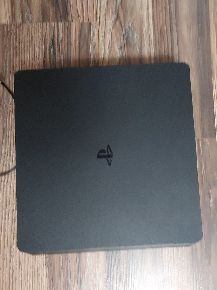 Ps4 slim 800gb foto 0