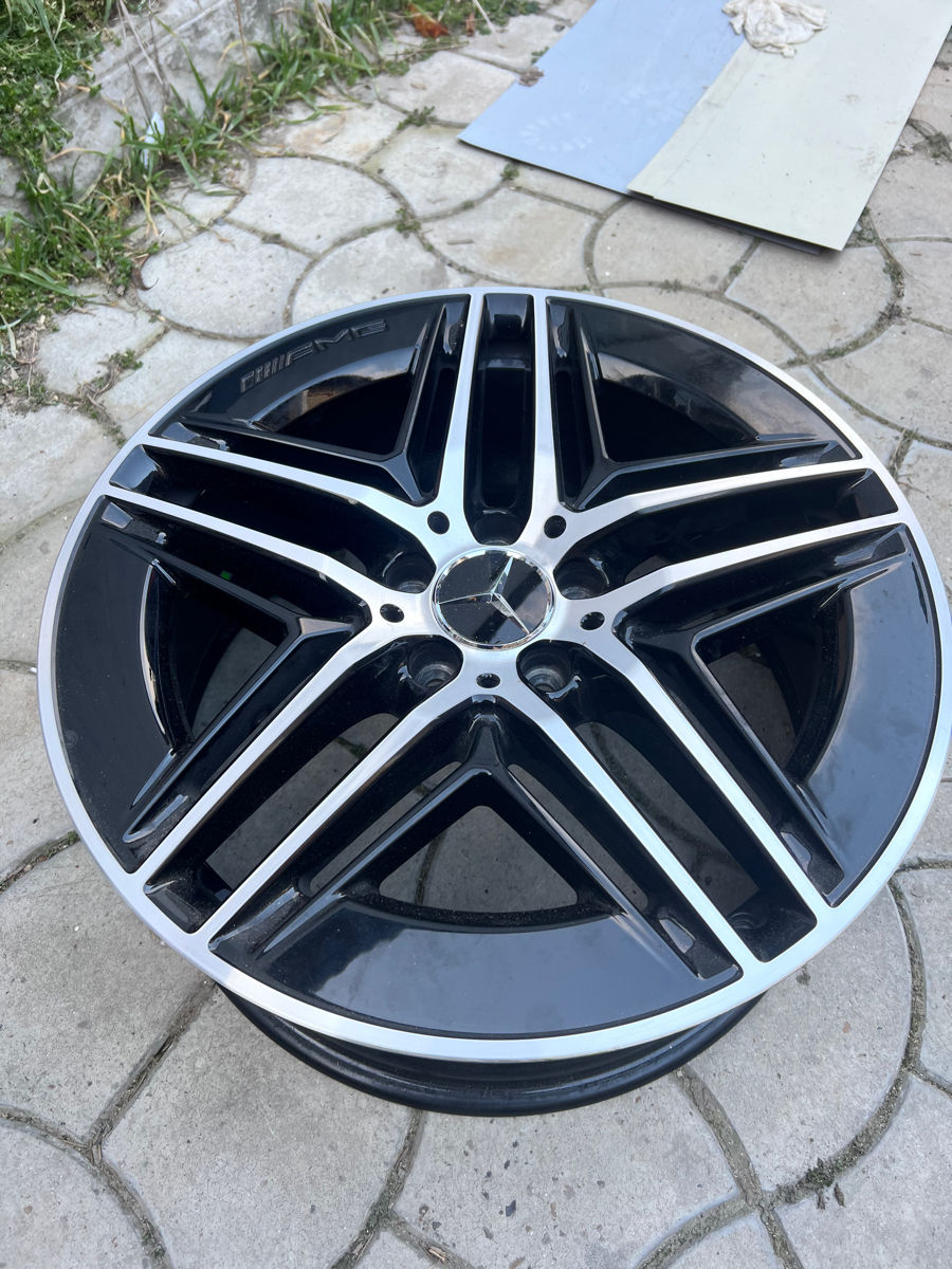 Disc original Mercedes V Vlass AMG 2024 foto 1