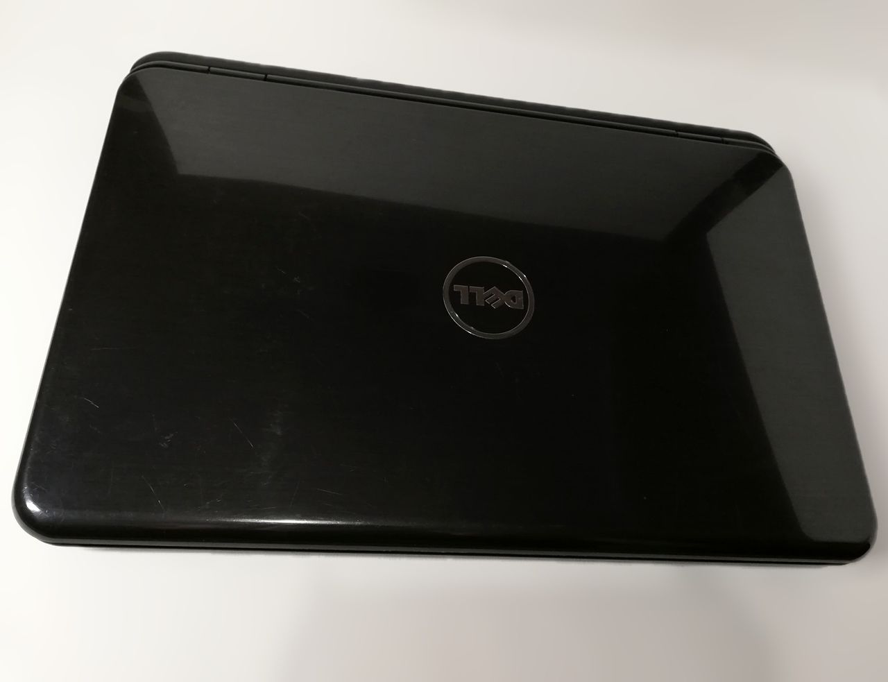 Dell/8 GB RAM/i7 2630qm 2.00(8 ядер)/750 HDD/Intel HD Graphics 3000