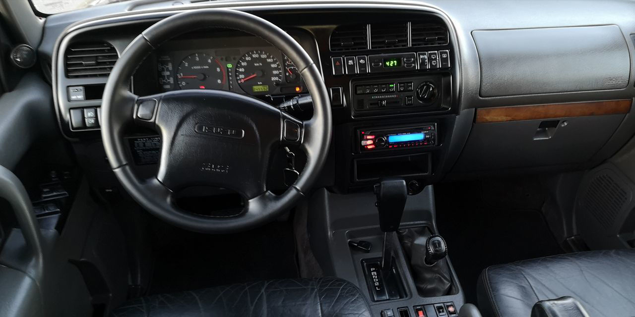 Isuzu Trooper foto 9