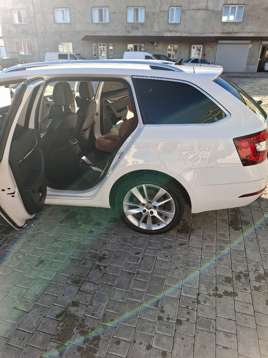 Skoda Octavia foto 6