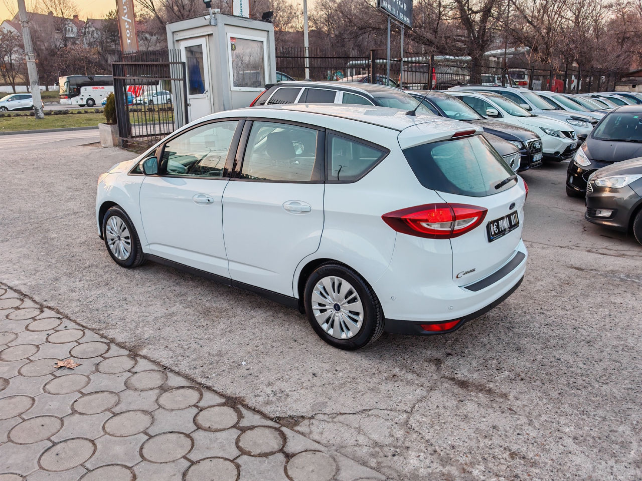 Ford C-Max foto 7