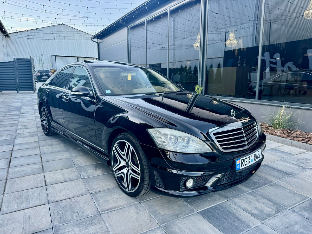 Mercedes S-Class foto 0