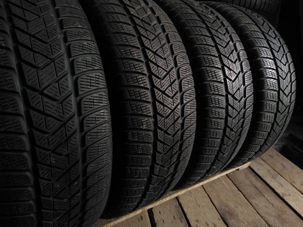 235 55 r18 Pirelli Scorpion