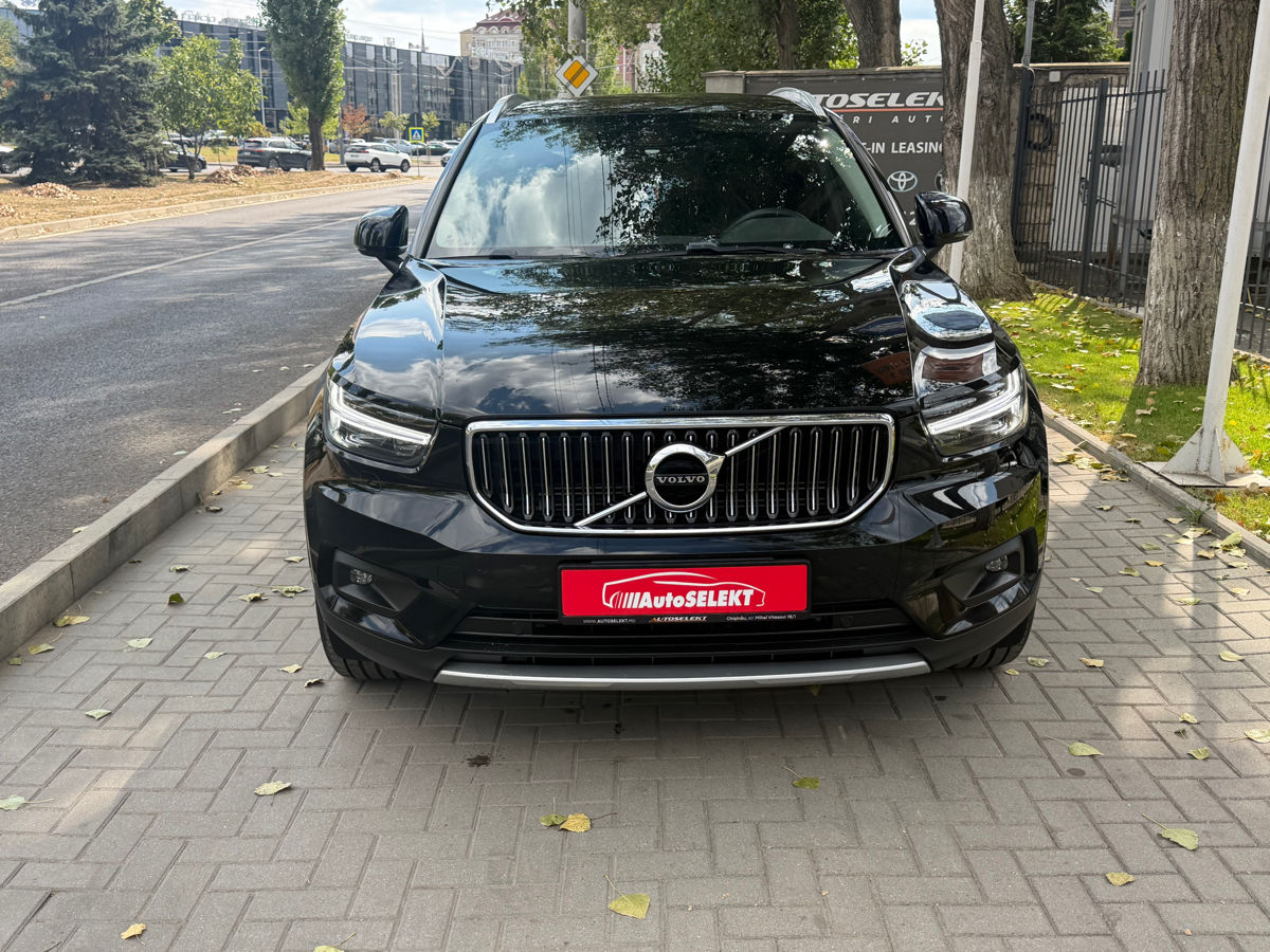 Volvo XC60 2021 photo 2