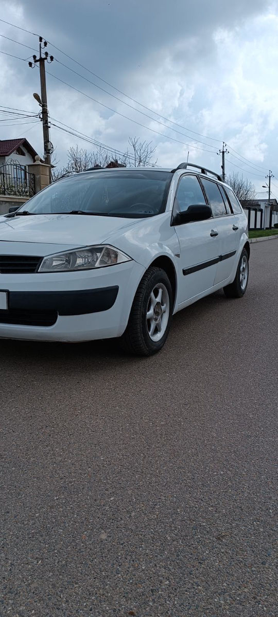 Renault Megane foto 1