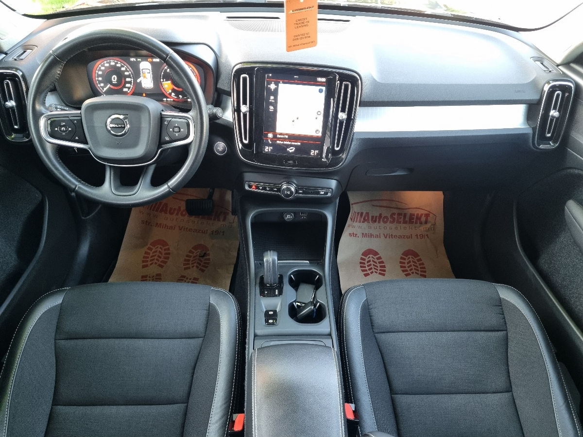Volvo XC40 2019 photo 10