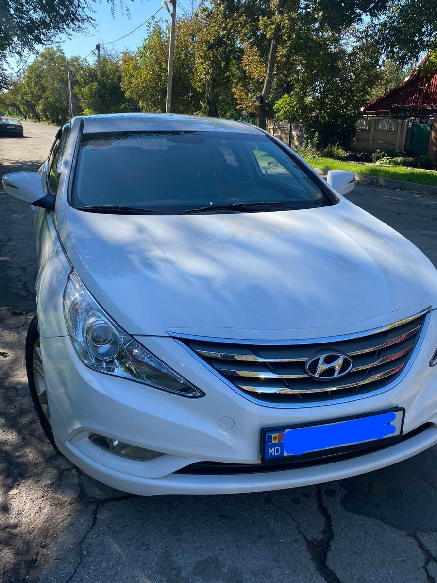 Hyundai Sonata фото 0