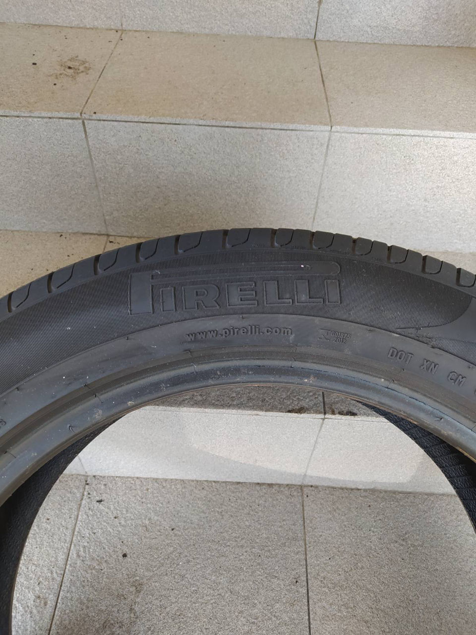 Pirelli 225/55 r19 , лето - 800л