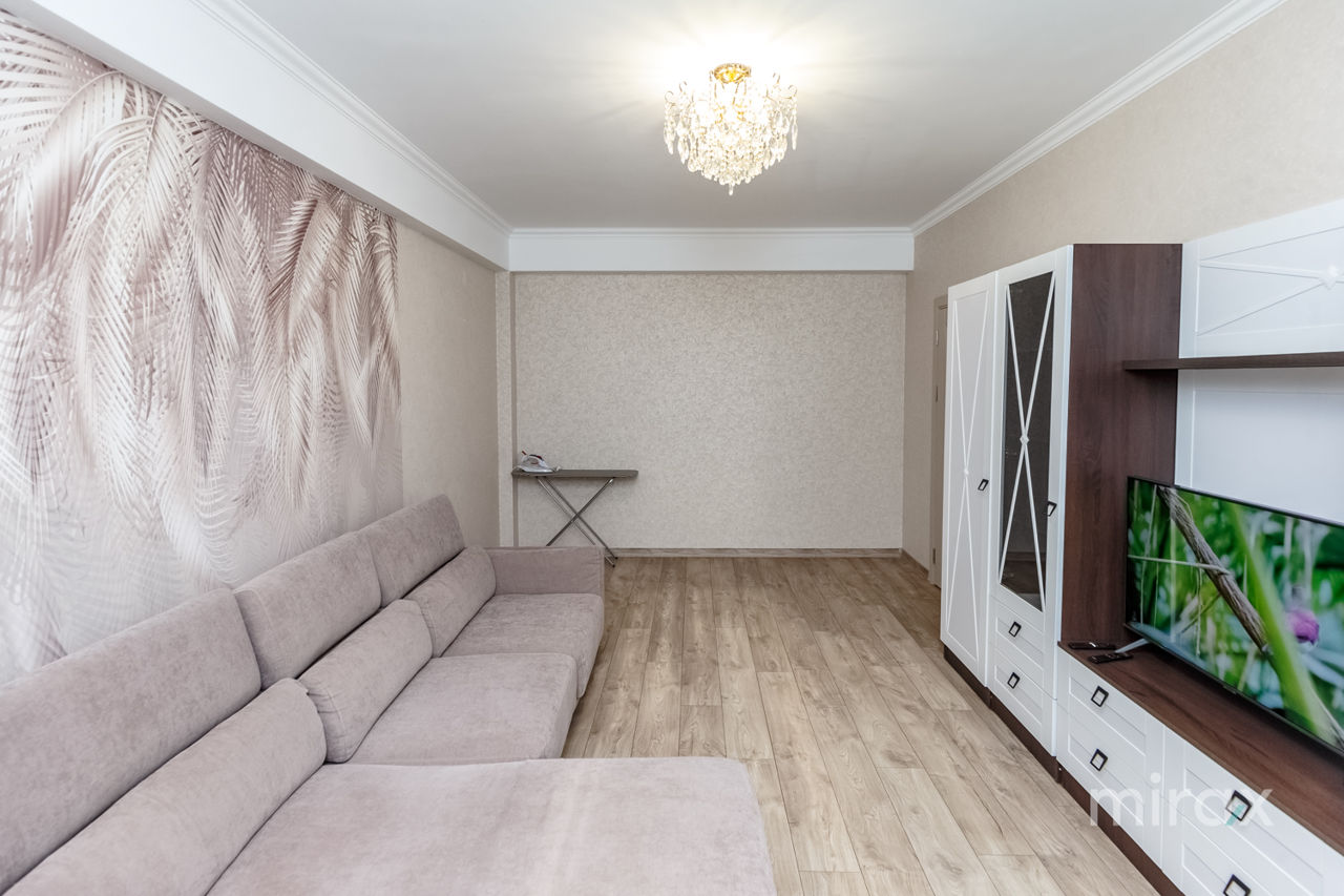 Apartament cu 2 camere, 80 m², Centru, Chișinău foto 4