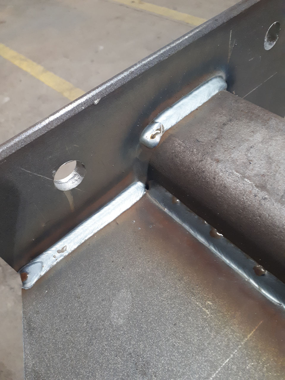 Sudare cu argon  . Sudare fontă (ciugun) , inox , alumin . Fier. foto 0