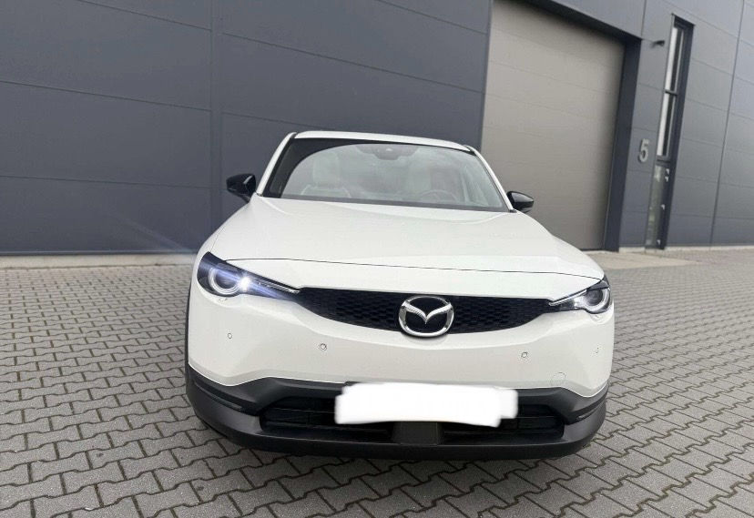 MazdaMX-30