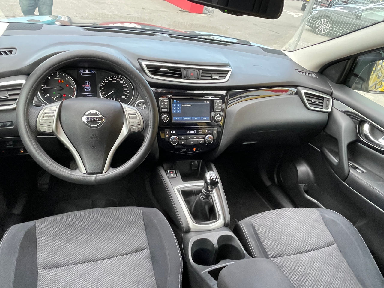 Nissan Qashqai foto 9