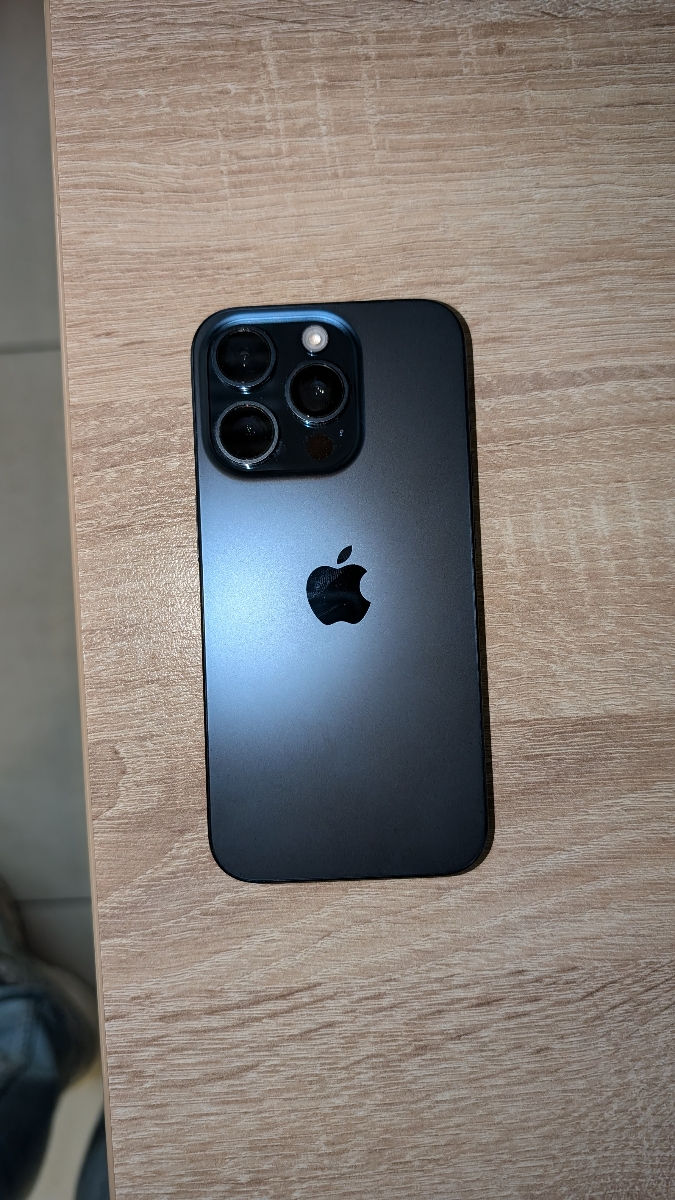 Iphone 15 pro 256 foto 2