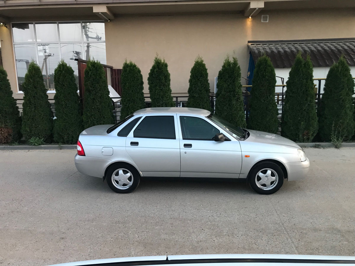 Lada / ВАЗ Priora foto 1