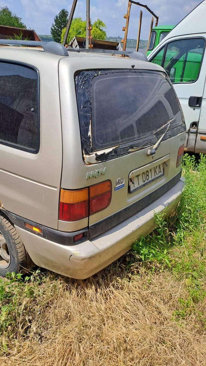 Mazda MPV foto 1