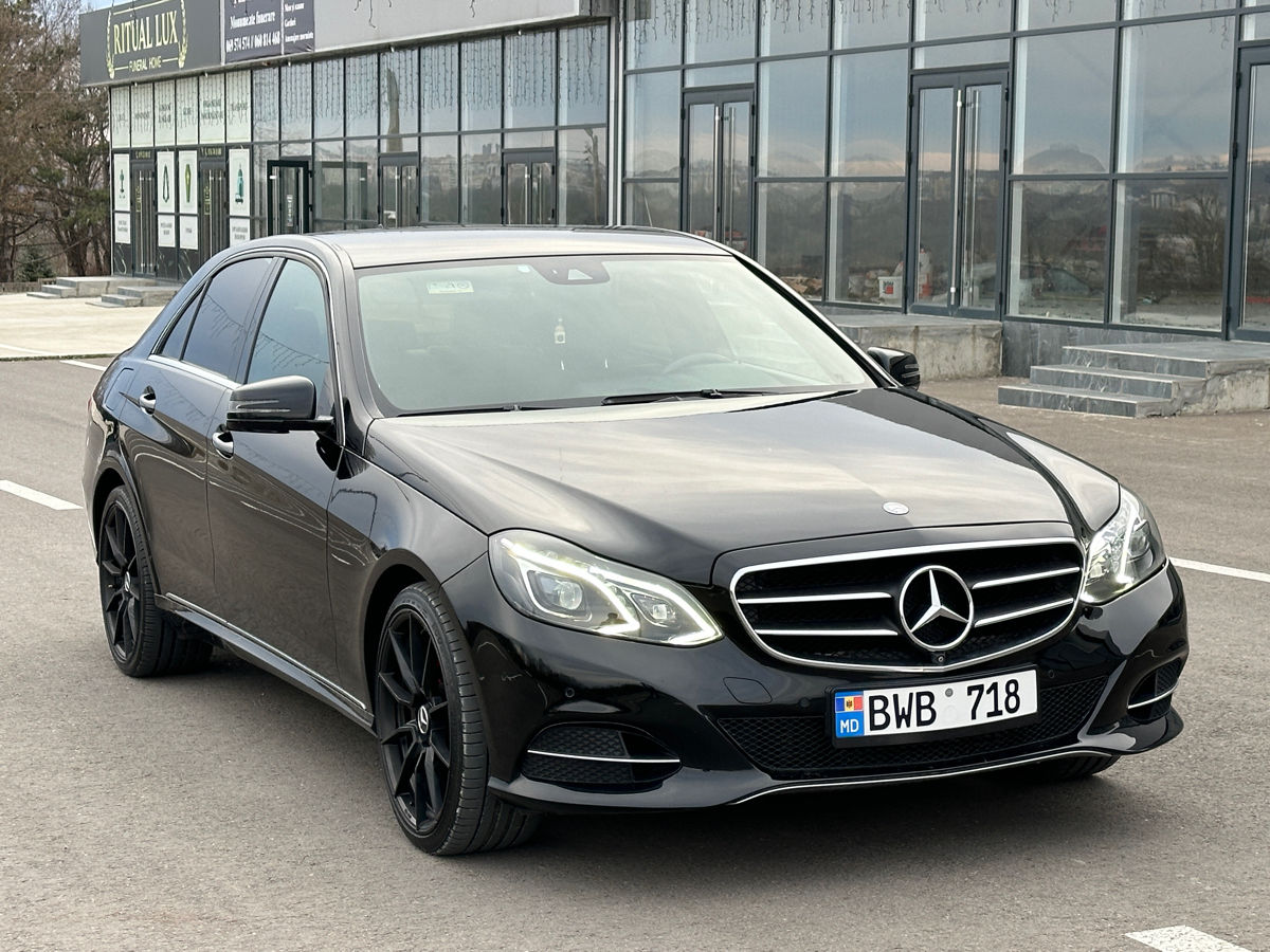 Mercedes E-Class фото 1
