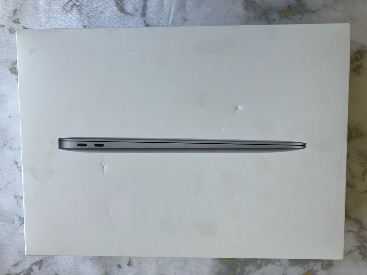 13,3" Apple MacBook Air A2337, Argintiu, M1 with 8-core CPU and 7-core GPU, 8GB/256GB, macOS NEW nou foto 3