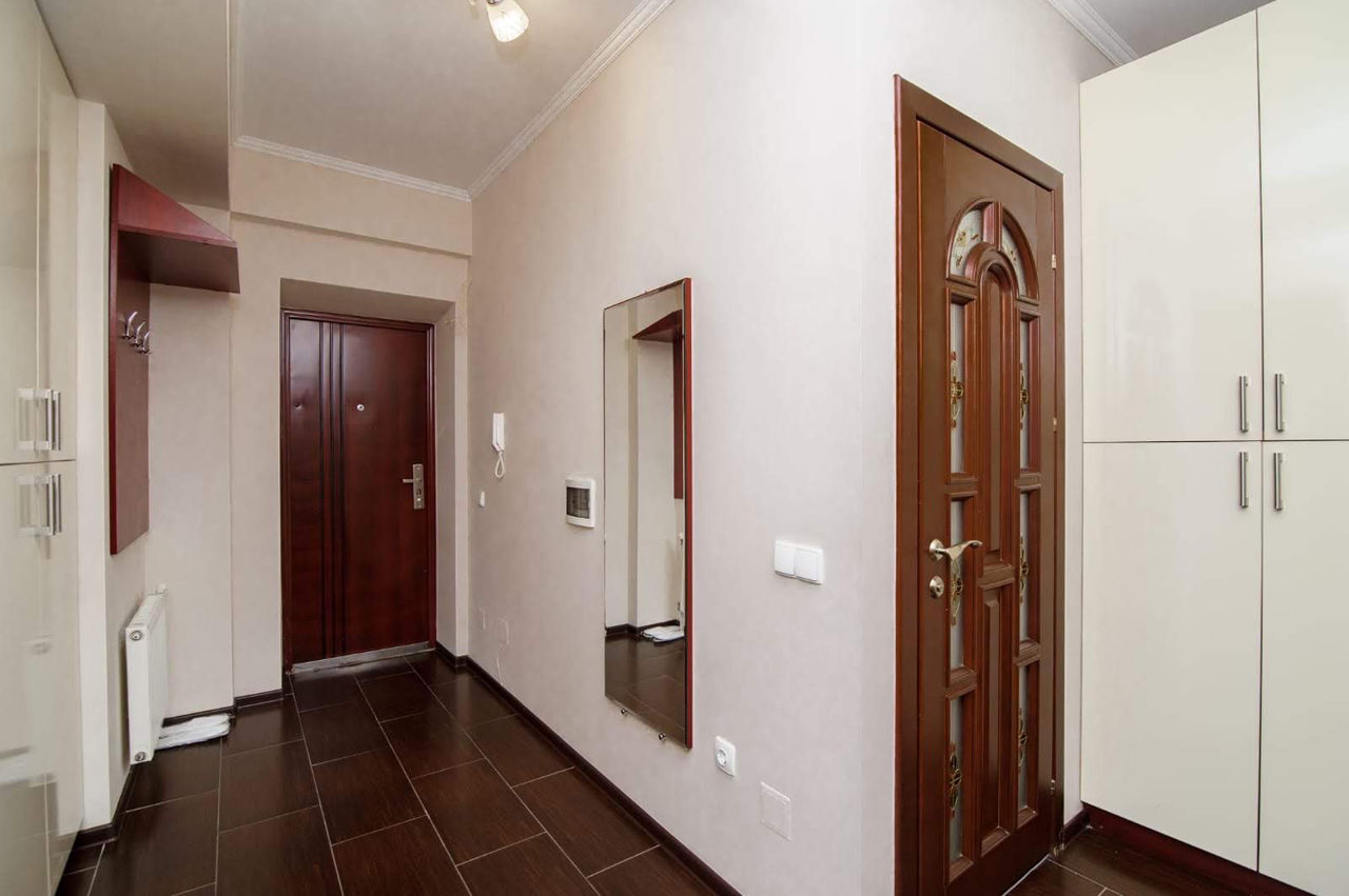 Apartament cu 1 cameră, 45 m², Centru, Chișinău foto 4