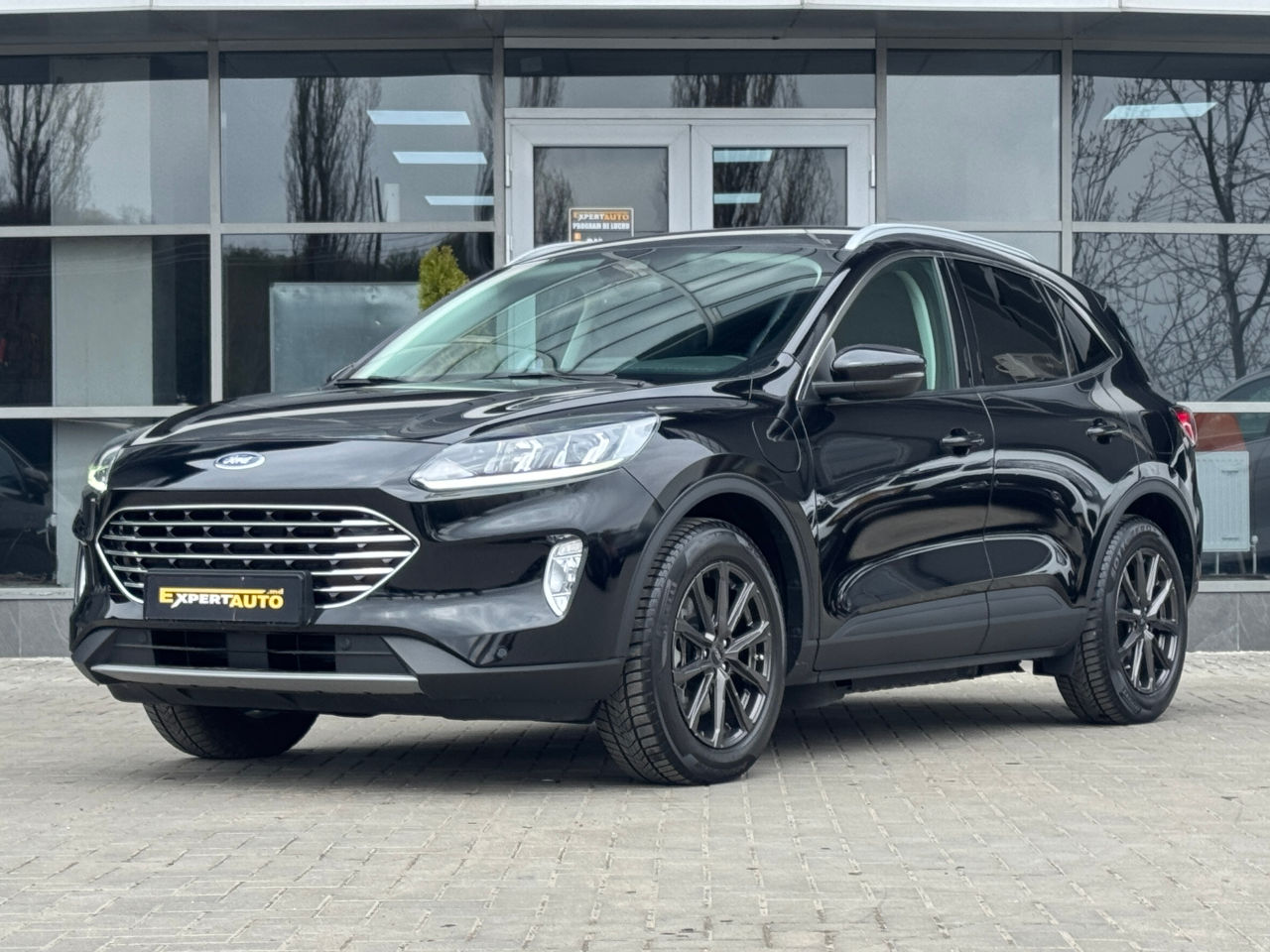 Ford Kuga foto 0