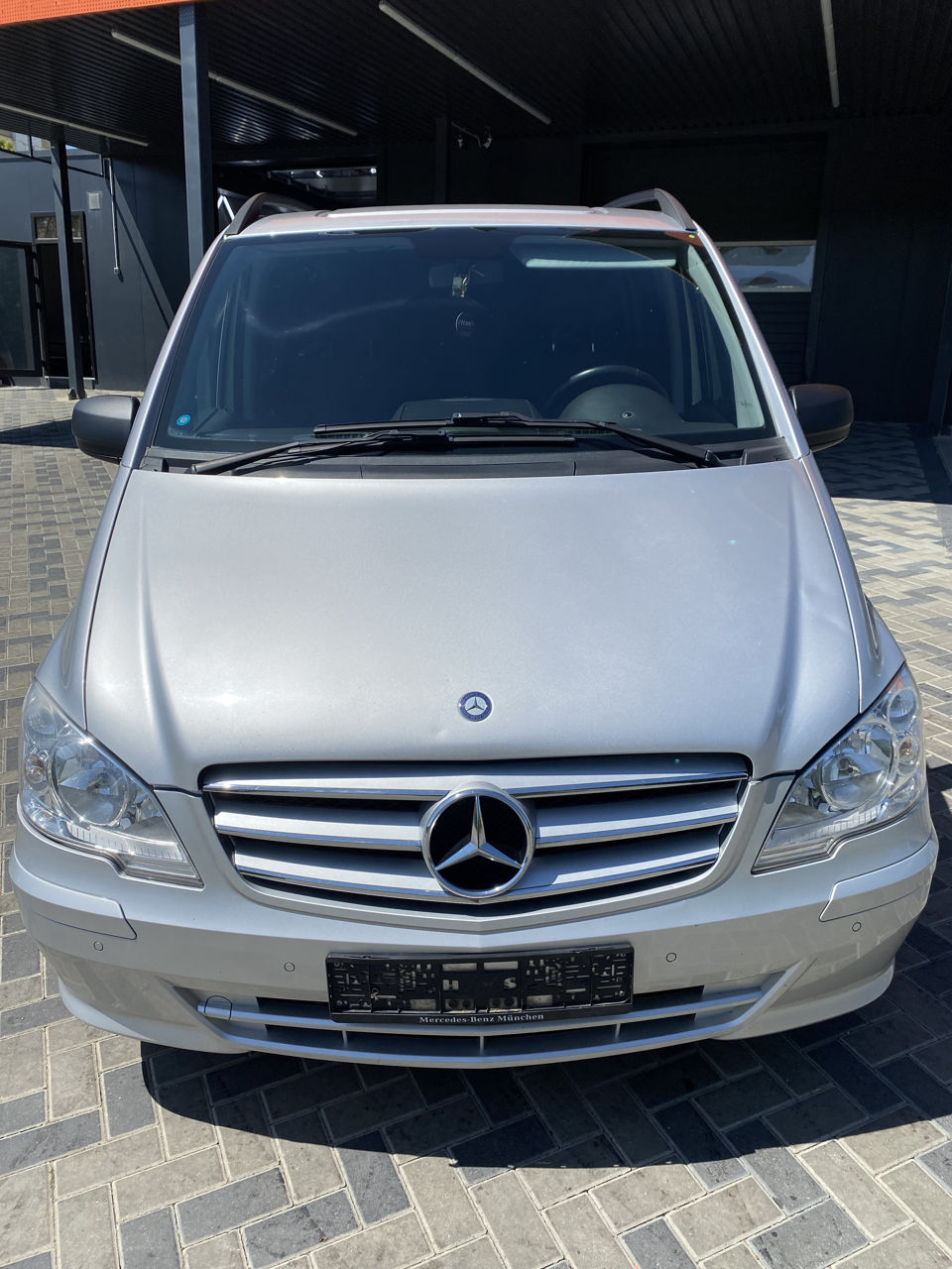 Chirie minivan Mercedes Vito ,2014,diesel ,automat foto 0