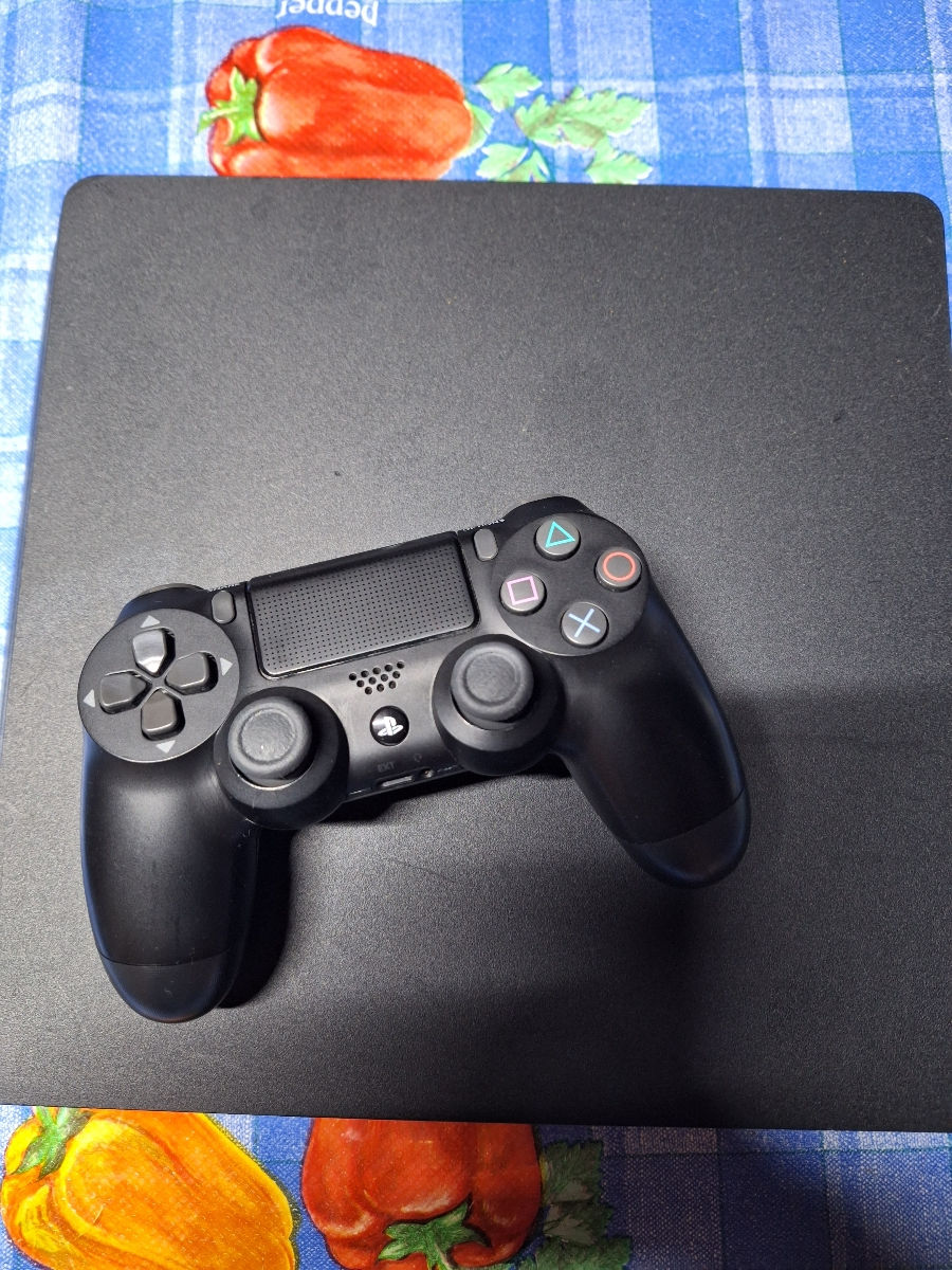Приставка Ps4 Slim 1TB PRO под прошивку и прошитые геймпады докстанции Ps Plus Ea Play ps moldova foto 0