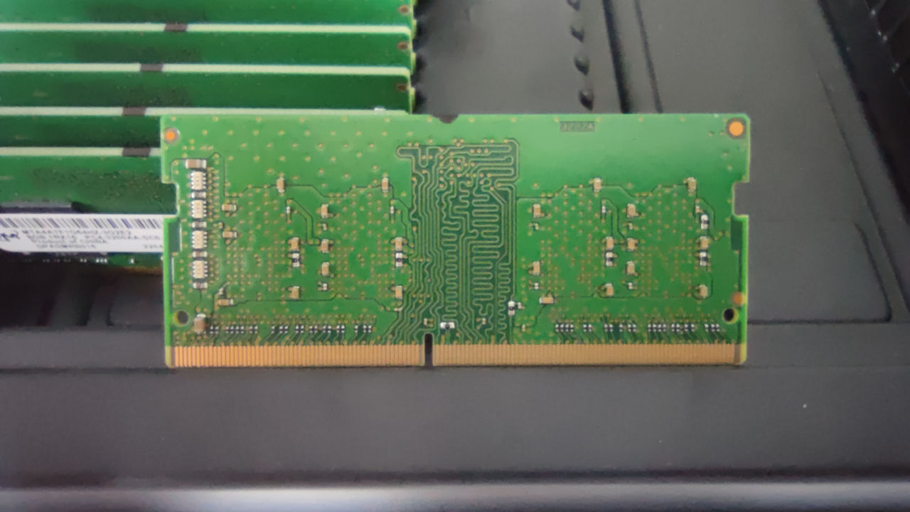 Micron 8Gb DDR4 3200 SoDimm Kingston фото 2