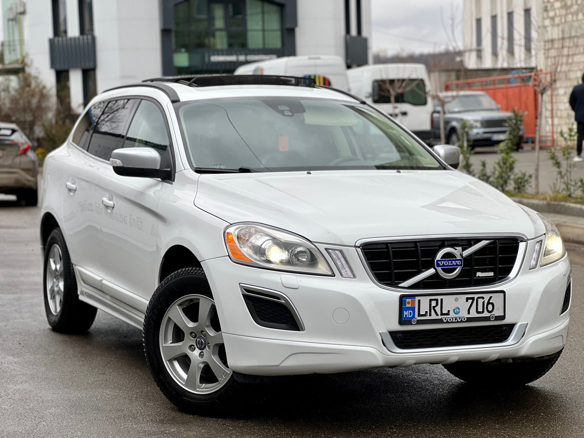 Volvo XC60 foto 2