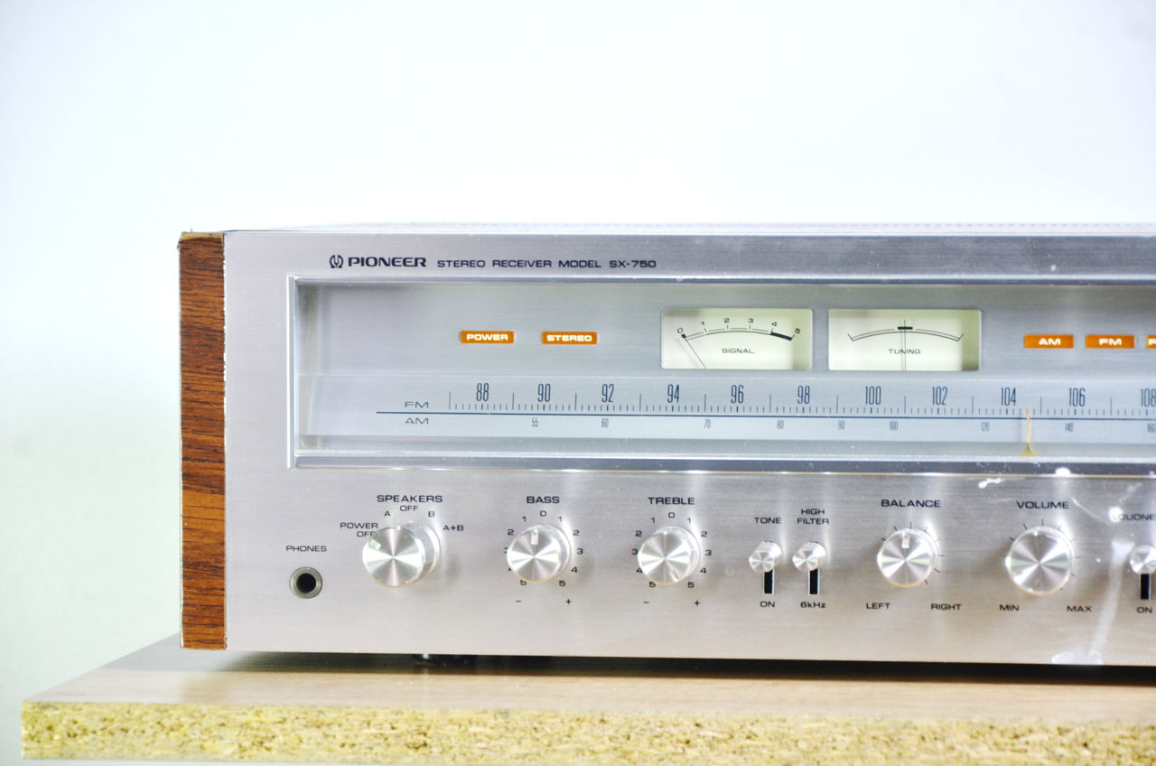 Pioneer SX-750 AM/FM Stereo Receiver (1976-78) Топовый мощный фото 1