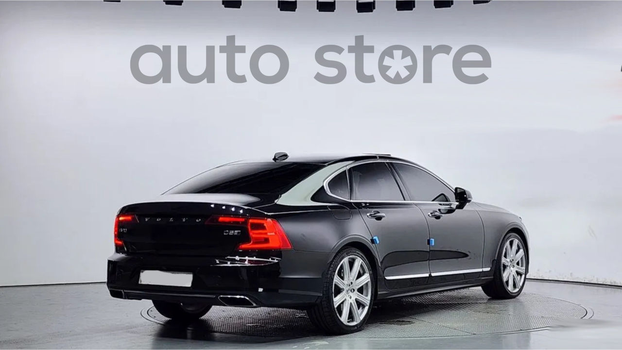 Volvo S90 foto 1