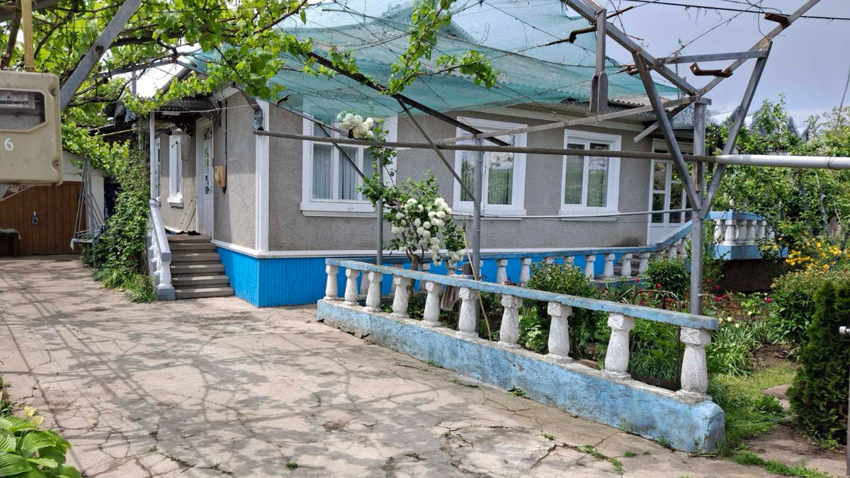 Casa în Ungheni satul Semeni foto 0