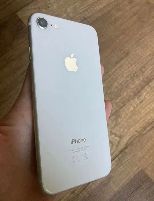 Apple iPhone 8 64Gb Silver Reused foto 2