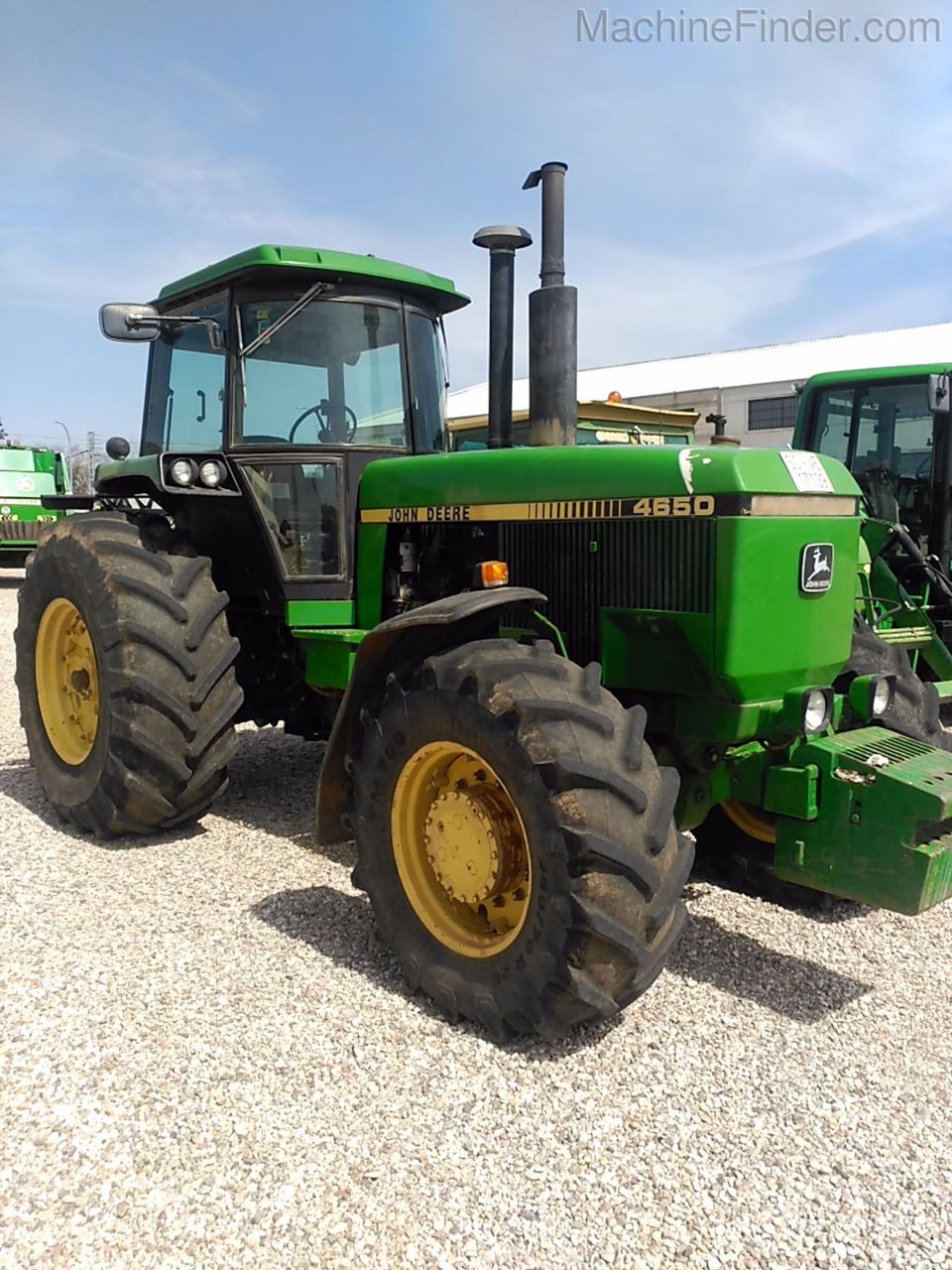 Tractor John Deere 4650 1998 200 c/p ( se poate si lapiese) foto 0
