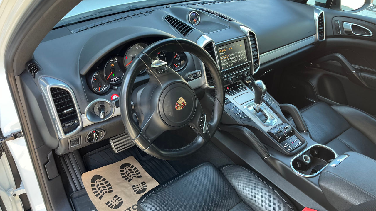 Porsche Cayenne foto 6